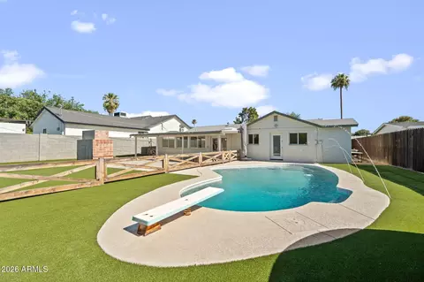 Exterior - 4234 Earll Dr, Phoenix, AZ 85018 photo 4 of 7