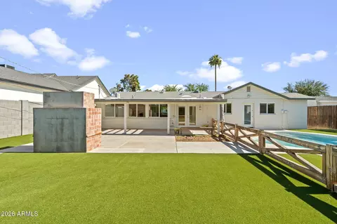 Exterior - 4234 Earll Dr, Phoenix, AZ 85018 photo 6 of 7