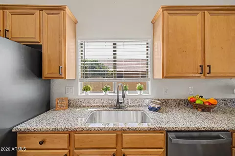 Kitchen - 7660 E Dover St, Mesa, AZ 85207 photo 4 of 4