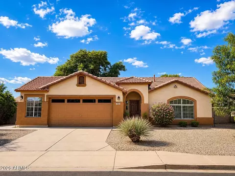 7660 E Dover St, Mesa, AZ 85207