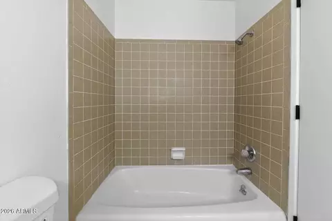 Bath - 217 N Tracy Rd, Pearce, AZ 85625 photo 7 of 7