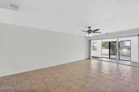 Living - 217 N Tracy Rd, Pearce, AZ 85625 photo 2 of 4