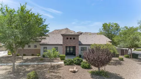 5757 W Sand Ct, San Tan Valley, AZ 85142