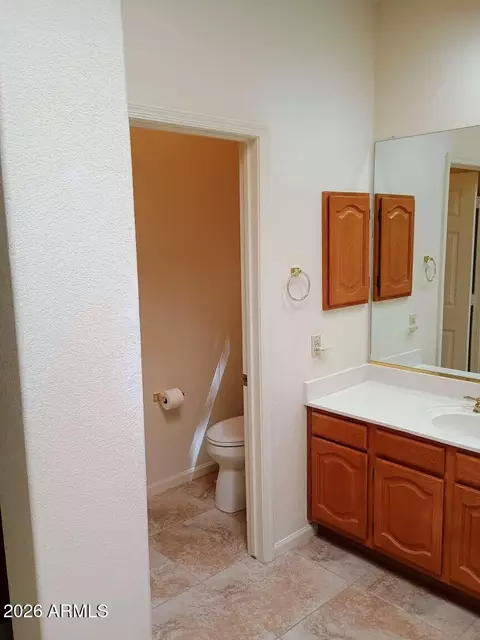 Bath - 9625 S Forest Ave, Tempe, AZ 85284 photo 6 of 10