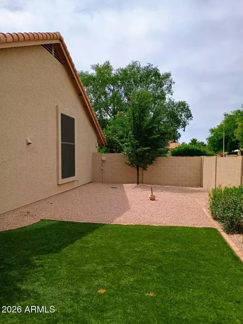 Exterior - 9625 S Forest Ave, Tempe, AZ 85284 photo 5 of 6