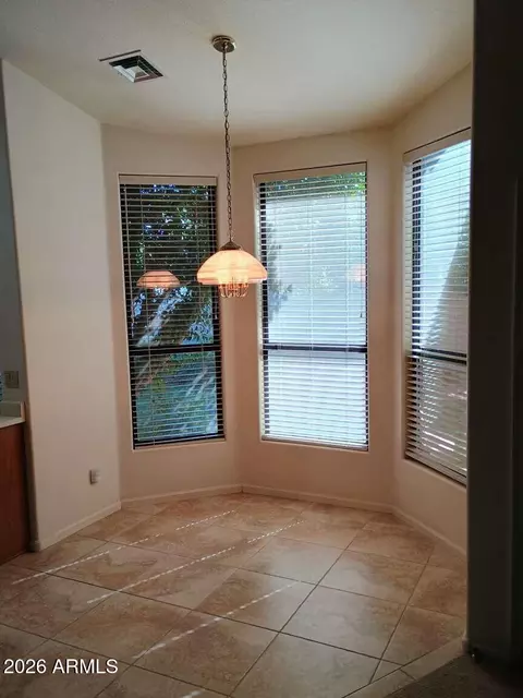 Dining - 9625 S Forest Ave, Tempe, AZ 85284 photo 4 of 5