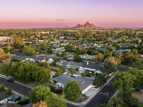 View/Area - 5201 E Weldon Ave, Phoenix, AZ 85018 photo 4 of 4