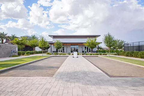 View/Area - 9919 E Thornbush Ave, Mesa, AZ 85212 photo 4 of 10
