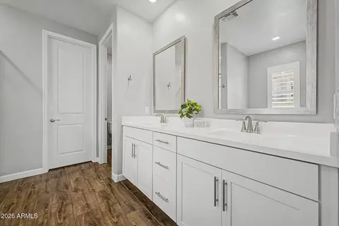 Bath - 9919 E Thornbush Ave, Mesa, AZ 85212 photo 1 of 3