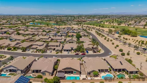 View/Area - 3939 E Dubois Ave, Gilbert, AZ 85298 photo 2 of 9