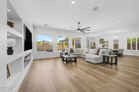 3939 E Dubois Ave, Gilbert, AZ 85298
