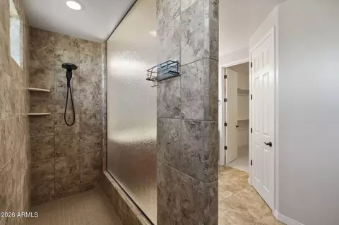 Bath - 5774 S Seton Ave, Gilbert, AZ 85298 photo 1 of 3