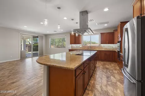 Kitchen - 5774 S Seton Ave, Gilbert, AZ 85298 photo 3 of 4