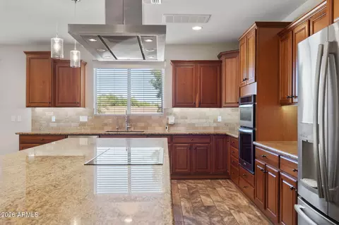 Kitchen - 5774 S Seton Ave, Gilbert, AZ 85298 photo 4 of 4