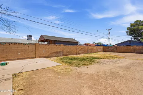 Exterior - 4832 W Earll Dr, Phoenix, AZ 85031 photo 3 of 5