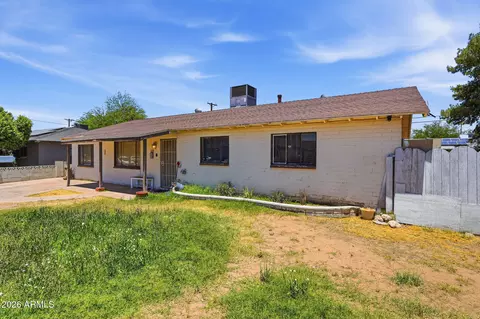 Exterior - 4832 W Earll Dr, Phoenix, AZ 85031 photo 1 of 5