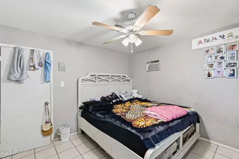 Bedroom - 4832 W Earll Dr, Phoenix, AZ 85031 photo 6 of 6