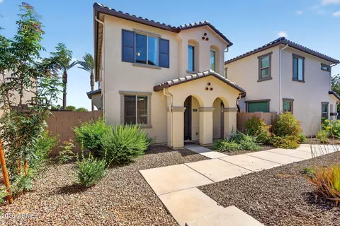 Exterior - 1731 S 82nd Way, Mesa, AZ 85209 photo 2 of 6