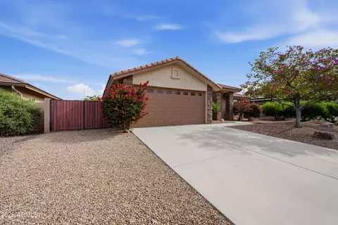 Exterior - 11456 E Ocaso Ave, Mesa, AZ 85212 photo 4 of 11
