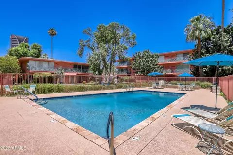 Exterior - 170 E Coronado Rd #63, Phoenix, AZ 85004 photo 8 of 13