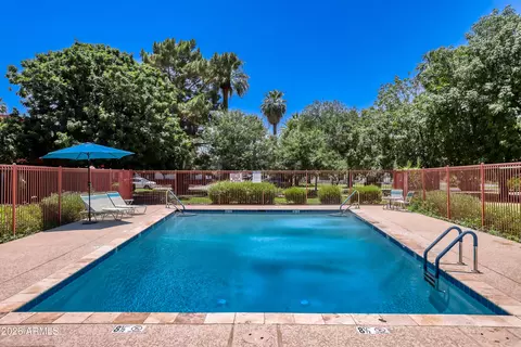 Exterior - 170 E Coronado Rd #63, Phoenix, AZ 85004 photo 7 of 13