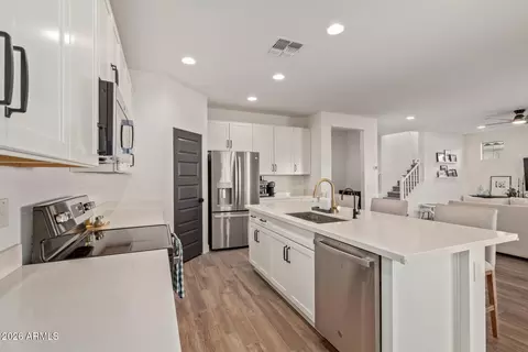 Kitchen - 5629 S Veneto --, Mesa, AZ 85212 photo 3 of 3