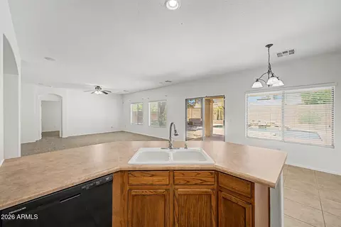 Kitchen - 4116 E County Down Dr, Chandler, AZ 85249 photo 3 of 4