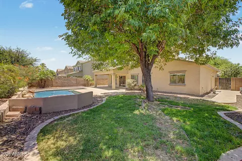 Exterior - 4116 E County Down Dr, Chandler, AZ 85249 photo 8 of 8