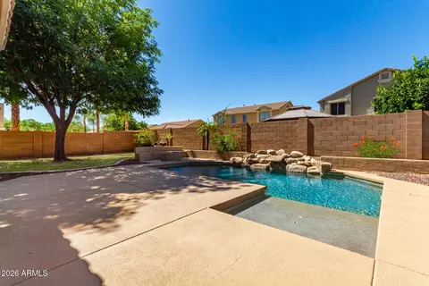 Exterior - 4116 E County Down Dr, Chandler, AZ 85249 photo 5 of 8