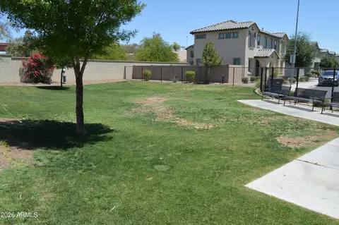 Exterior - 1659 S 83rd Pl, Mesa, AZ 85209 photo 6 of 11