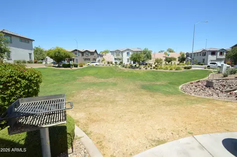 Exterior - 1659 S 83rd Pl, Mesa, AZ 85209 photo 8 of 11