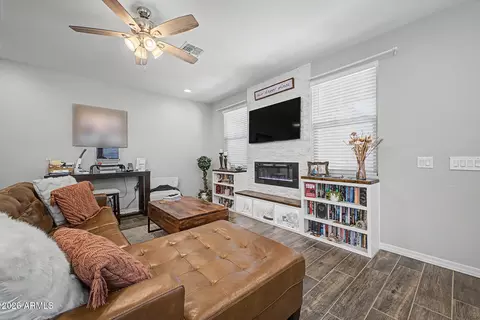 Living - 1659 S 83rd Pl, Mesa, AZ 85209 photo 1 of 2