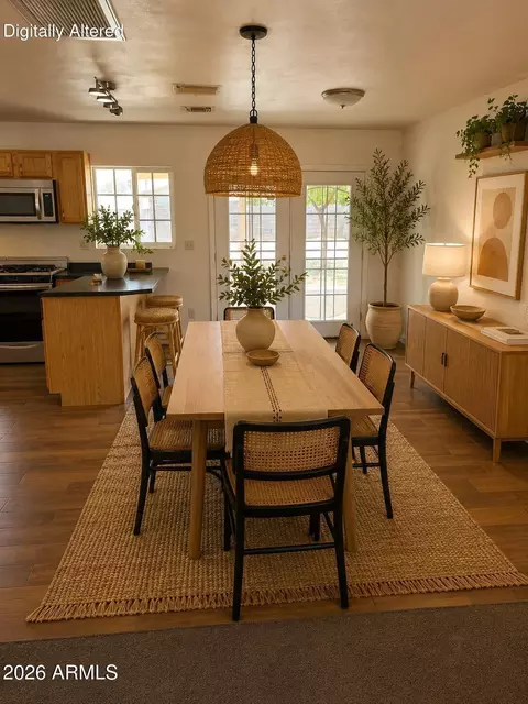 Dining - 8311 S 9th Pl, Phoenix, AZ 85042 photo 1 of 1