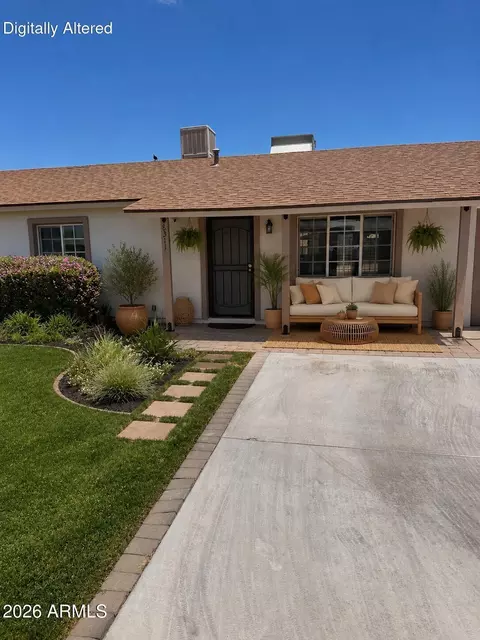 Exterior - 8311 S 9th Pl, Phoenix, AZ 85042 photo 1 of 9