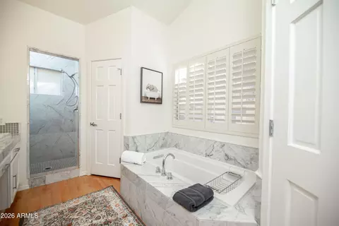 Bath - 4117 E Glenhaven Dr, Phoenix, AZ 85048 photo 1 of 4