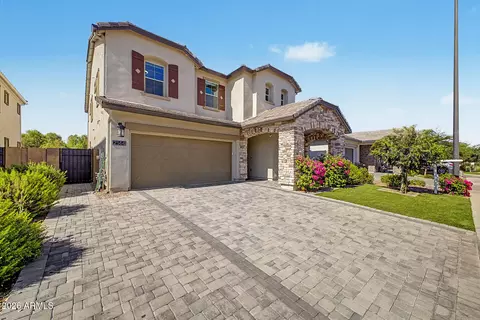 2144 E Flamingo Way E, Gilbert, AZ 85297