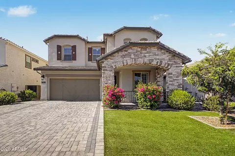 2144 E Flamingo Way E, Gilbert, AZ 85297