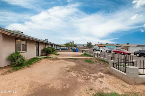 Exterior - 5001 S 19th Dr, Phoenix, AZ 85041 photo 3 of 3