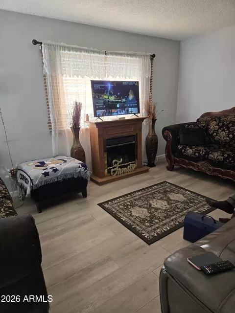 Living - 5001 S 19th Dr, Phoenix, AZ 85041 photo 2 of 2