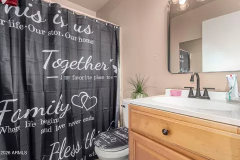 Bath - 5001 S 19th Dr, Phoenix, AZ 85041 photo 2 of 2