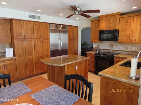 Kitchen - 14629 S 24th St, Phoenix, AZ 85048 photo 3 of 7