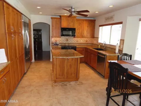 Kitchen - 14629 S 24th St, Phoenix, AZ 85048 photo 4 of 7