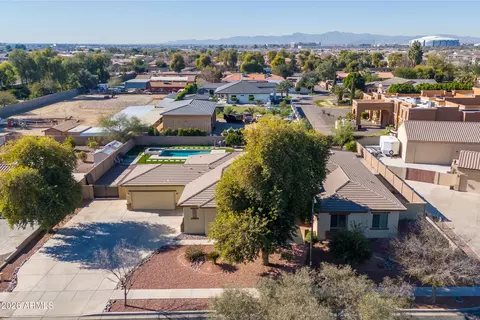 5634 N 82nd Ave, Glendale, AZ 85303