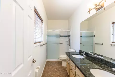 Bath - 8061 E Obispo Ave, Mesa, AZ 85212 photo 3 of 6