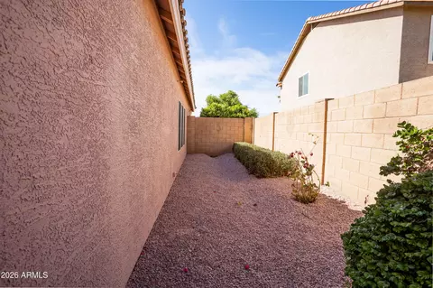 Exterior - 8061 E Obispo Ave, Mesa, AZ 85212 photo 6 of 9