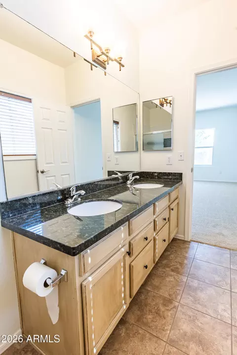 Bath - 8061 E Obispo Ave, Mesa, AZ 85212 photo 5 of 6