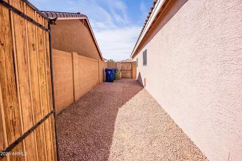 Exterior - 8061 E Obispo Ave, Mesa, AZ 85212 photo 7 of 9