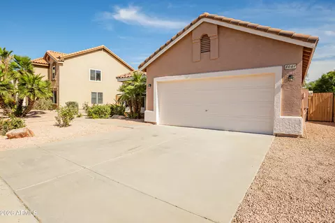 Exterior - 8061 E Obispo Ave, Mesa, AZ 85212 photo 8 of 9