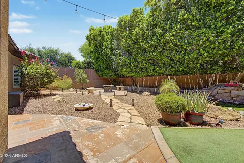 Exterior - 1934 Everett Dr, Phoenix, AZ 85022 photo 5 of 6