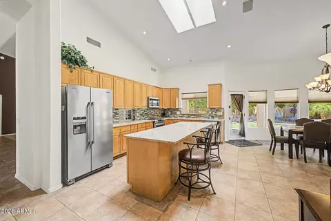 Kitchen - 1934 Everett Dr, Phoenix, AZ 85022 photo 2 of 5